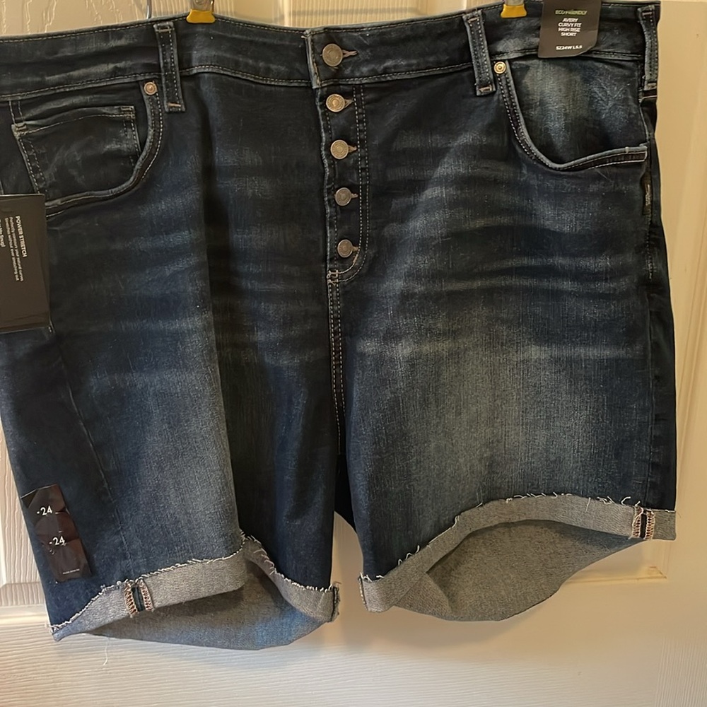 Silver Jeans Avery Curvy Fit High-Rise Shorts ButtonFly Denim Womens 24W Raw Hem